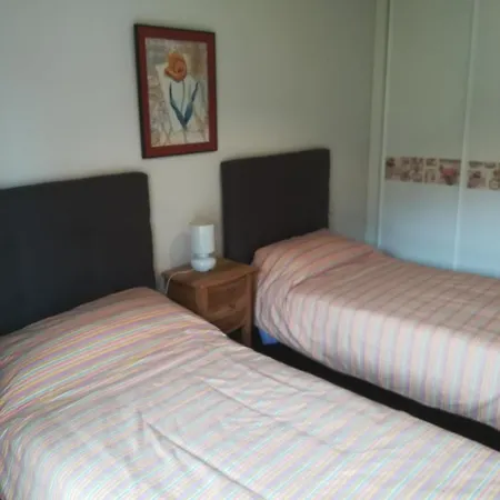 아파트 Apartamento Menendez Pelayo 카스트로우르디알레스